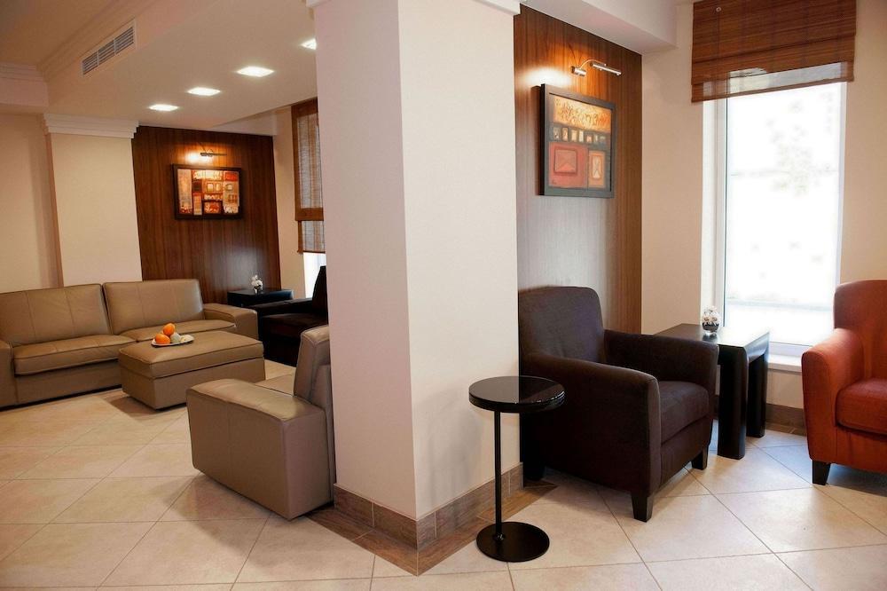 Hotel Check Inn Timisoara Bagian luar foto