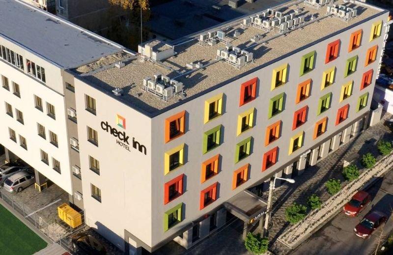 Hotel Check Inn Timisoara Bagian luar foto
